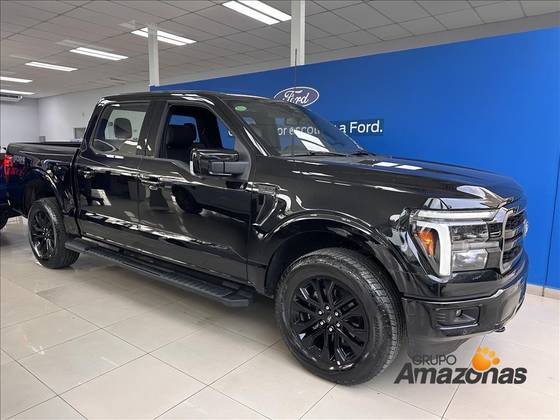 FORD F-150 5.0 V8 GASOLINA CD LARIAT BLACK FX4 AUTOMÁTICO